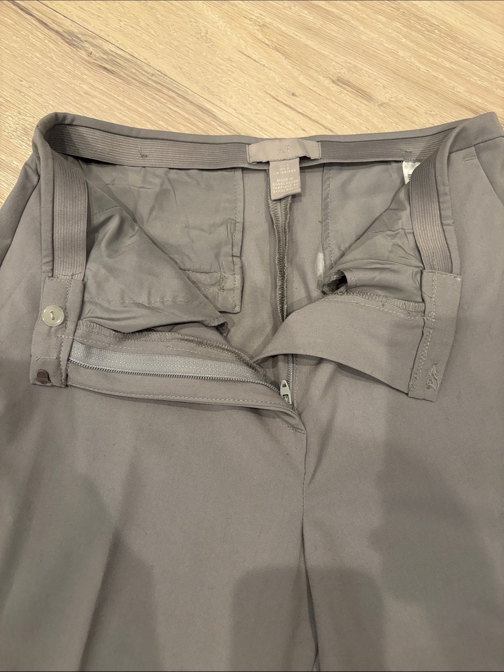 H&M Light Gray Women's Single-Button pantsuit - Picture 6 of 10